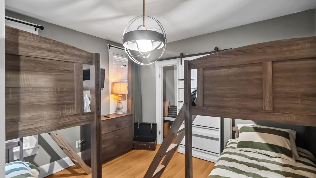 Photo of Bedroom in Owensboro