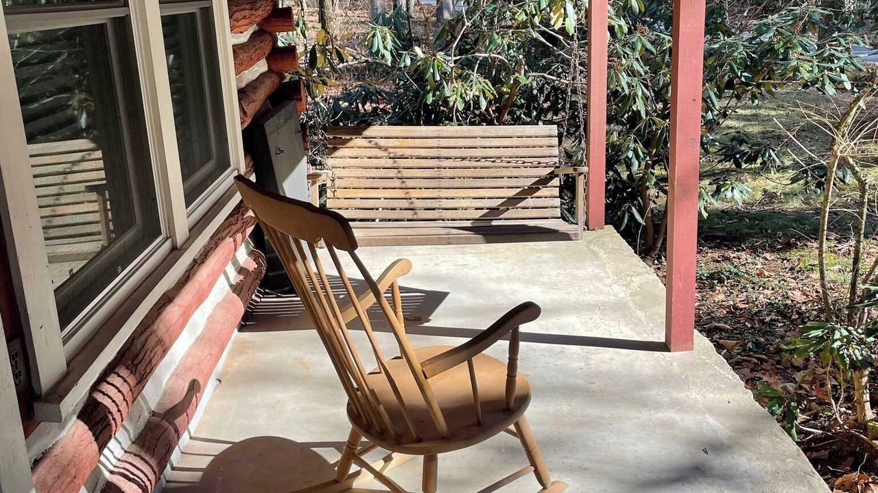 Photo of Patio Balcony in Weaverville