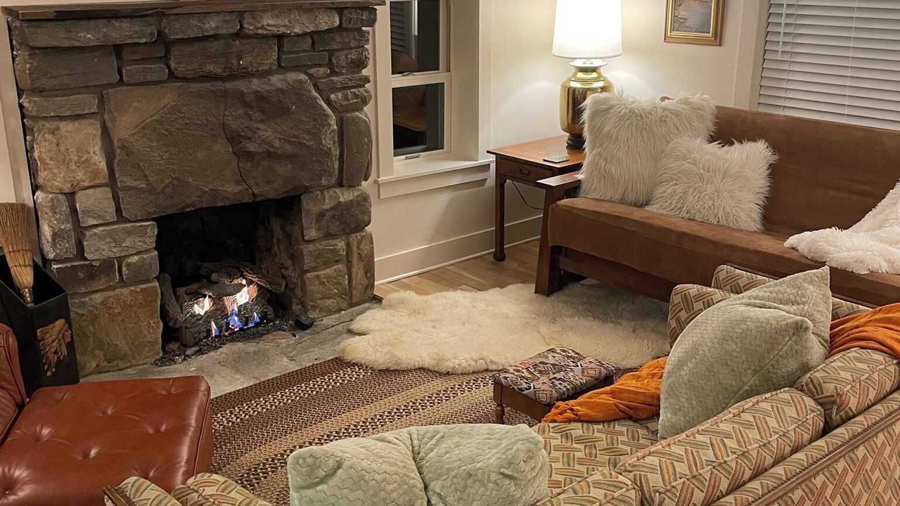 Photo of Livingroom in Weaverville