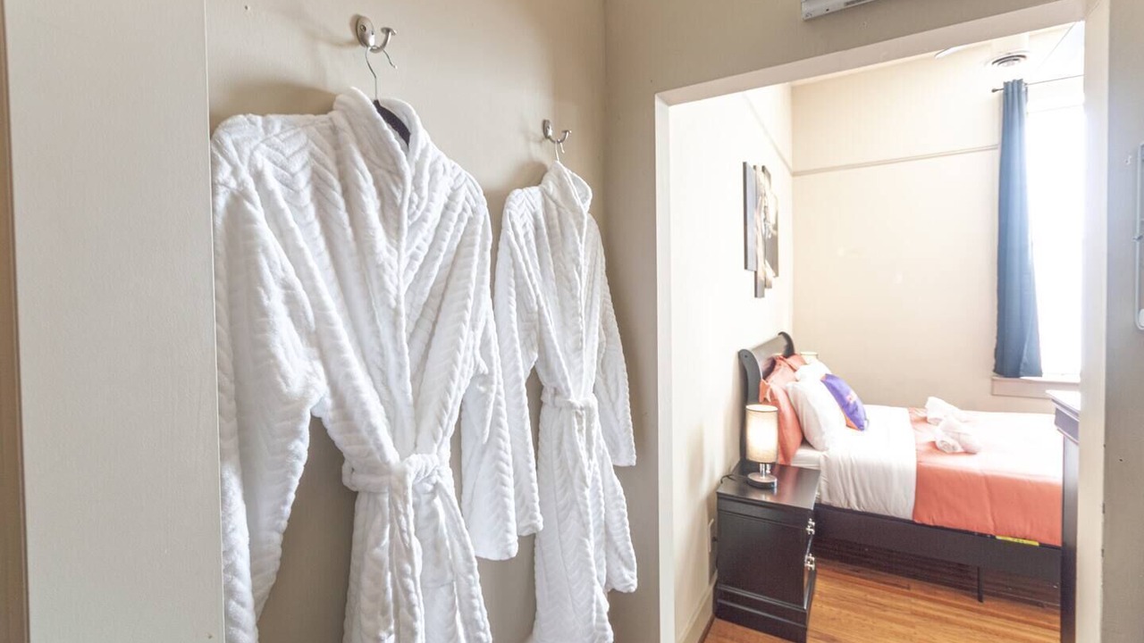 Photo of Bedroom in Central