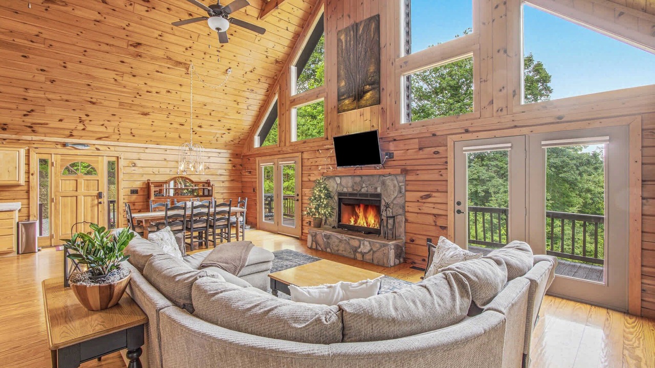 Photo of Livingroom in Tazewell