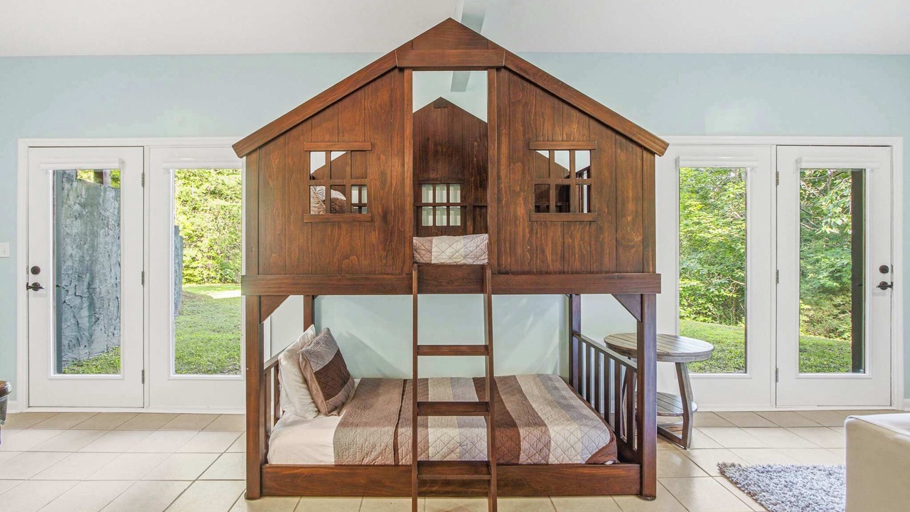 Photo of Bedroom in Tazewell