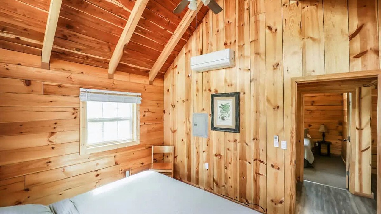Photo of Bedroom in Columbia