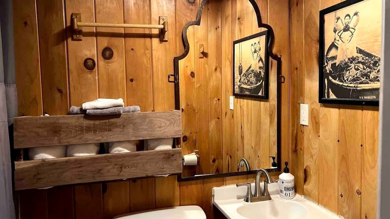 Photo of Bathroom in Columbia