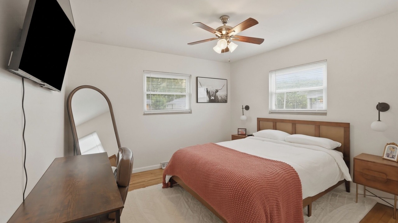Photo of Bedroom in Grove City