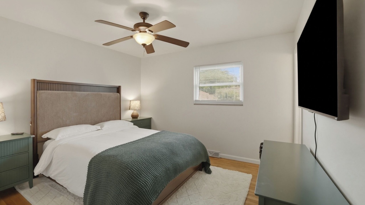Photo of Bedroom in Grove City