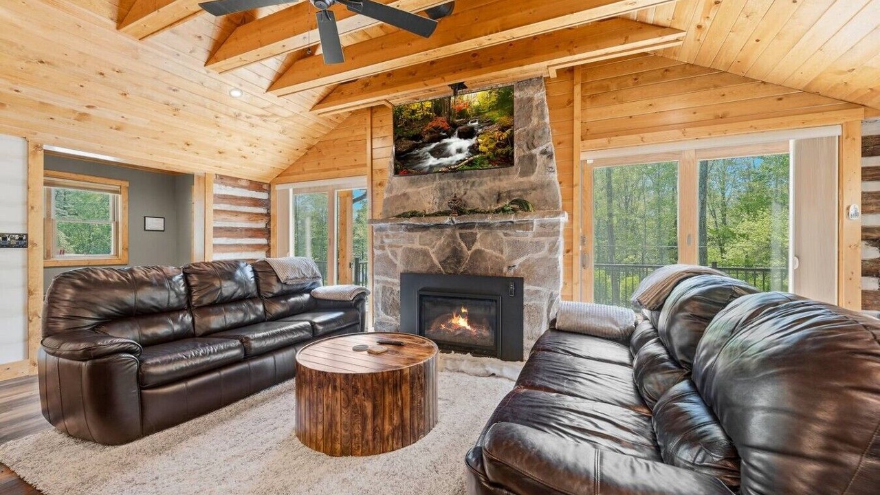 Photo of Livingroom in Blakeslee