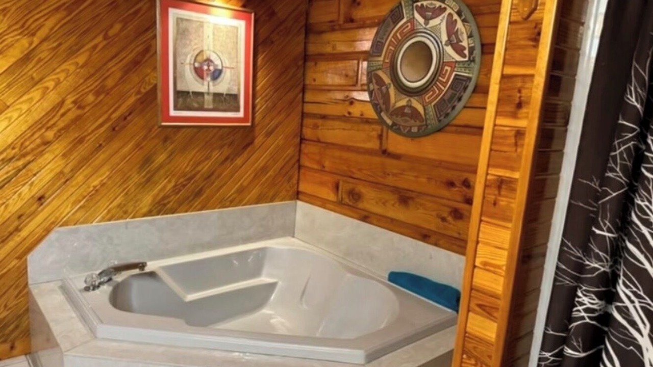 Photo of Bathroom in English
