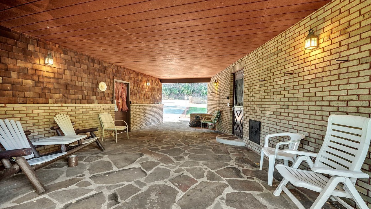 Photo of Patio Balcony in Cabins