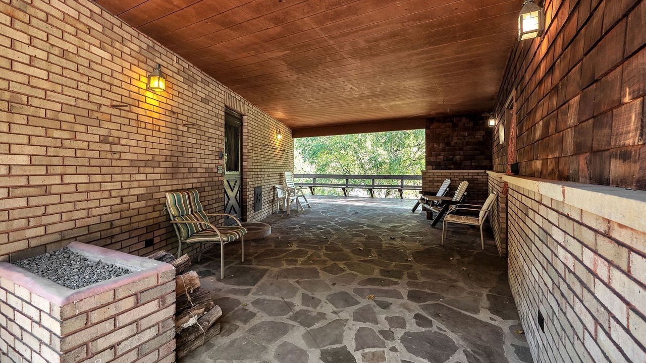 Photo of Patio Balcony in Cabins