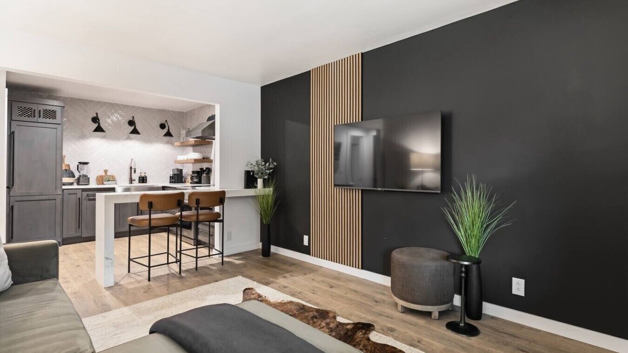 Photo of Bedroom in Music Row