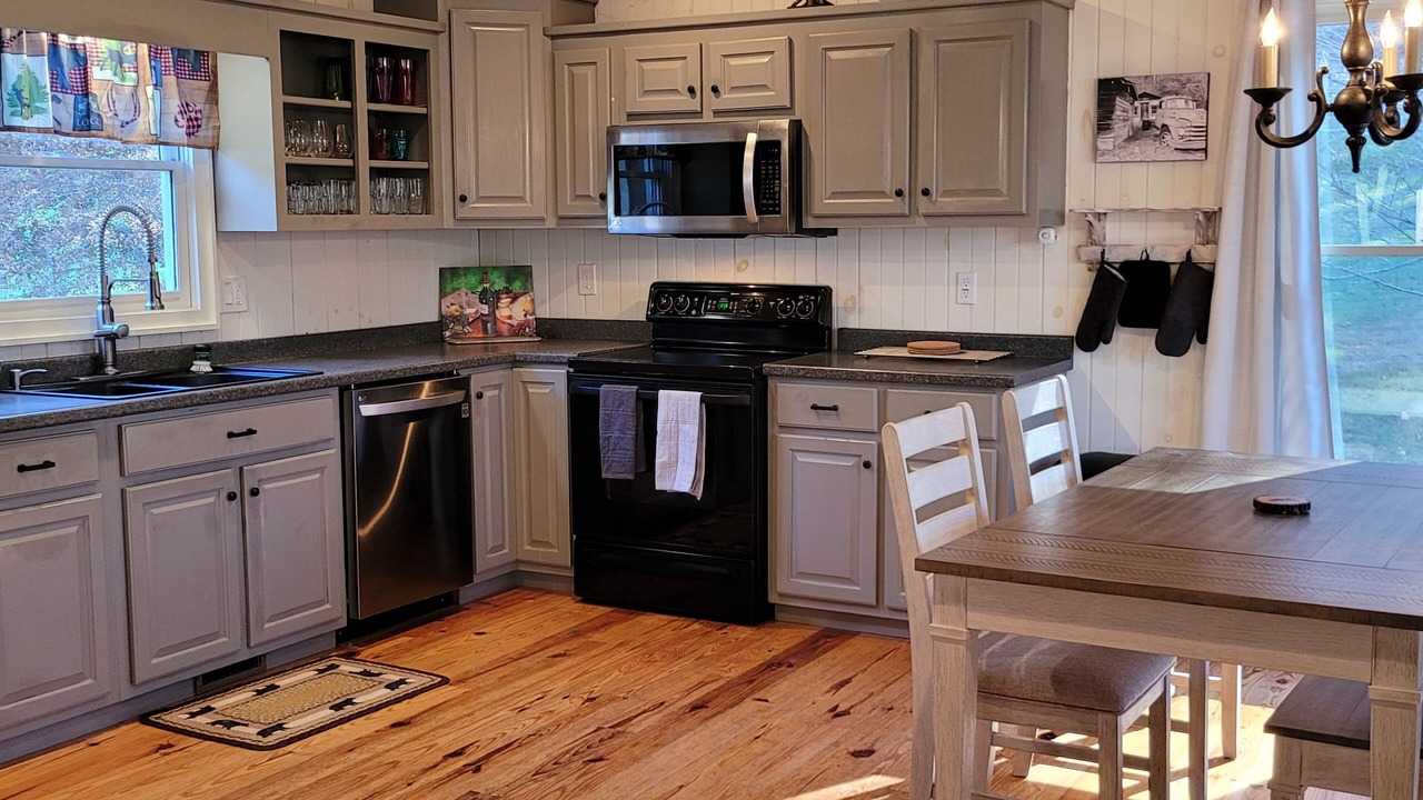 Photo of Kitchen in Hiawassee