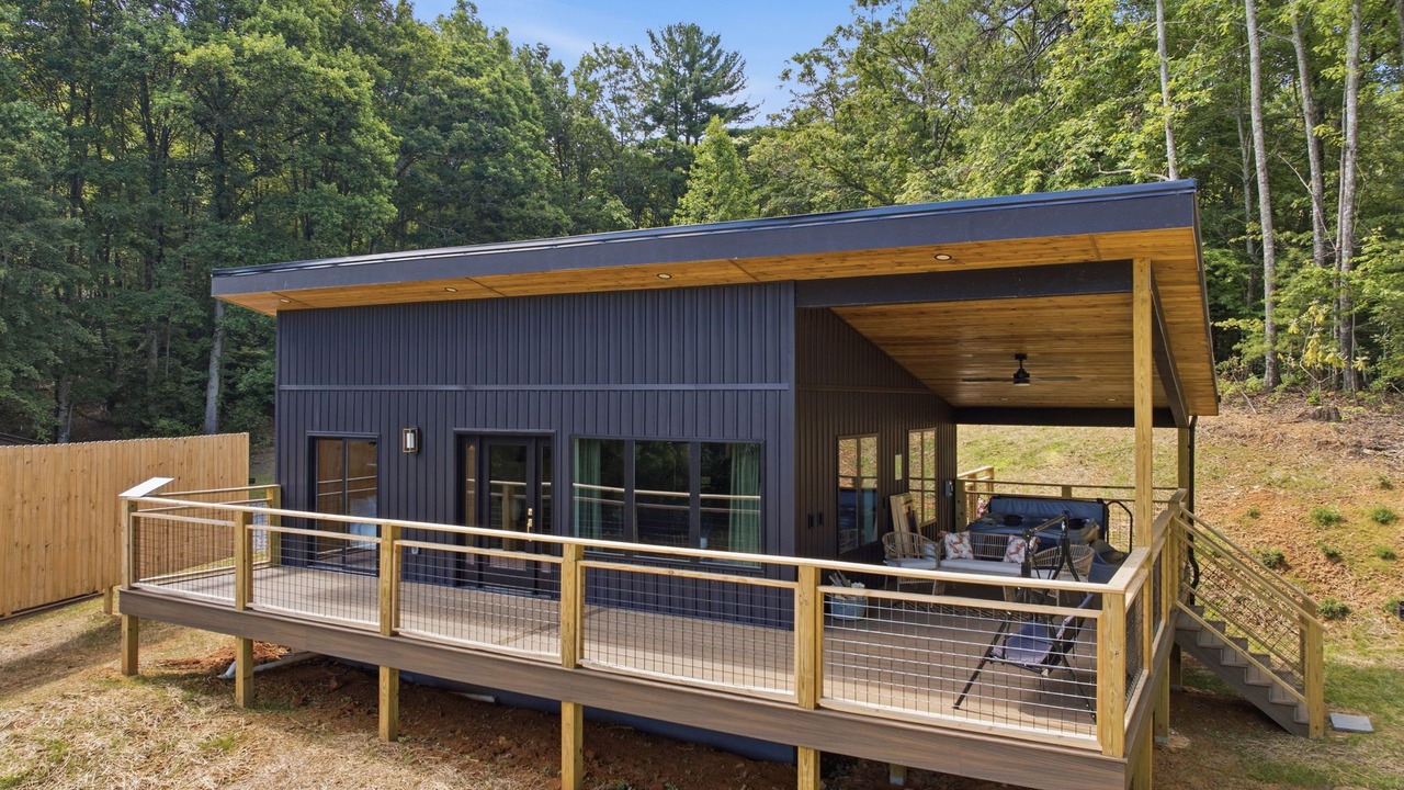 Photo of Outdoor in Elizabethton
