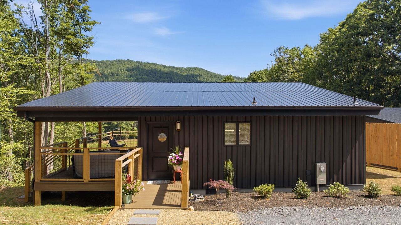 Photo of Outdoor in Elizabethton