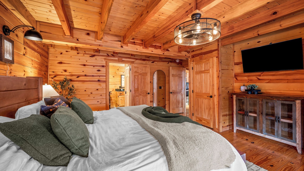 Photo of Bedroom in Chalet Village