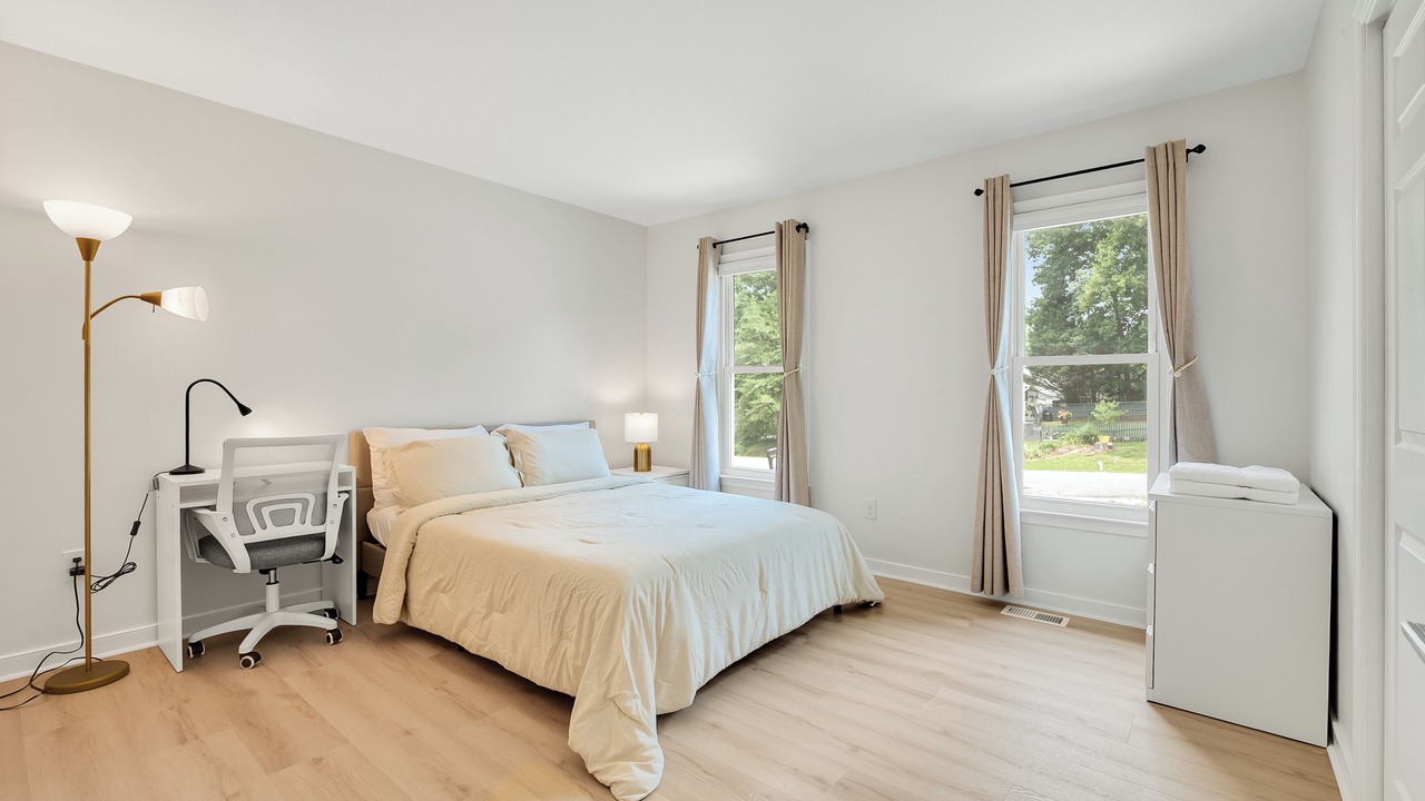 Photo of Bedroom in Midlothian