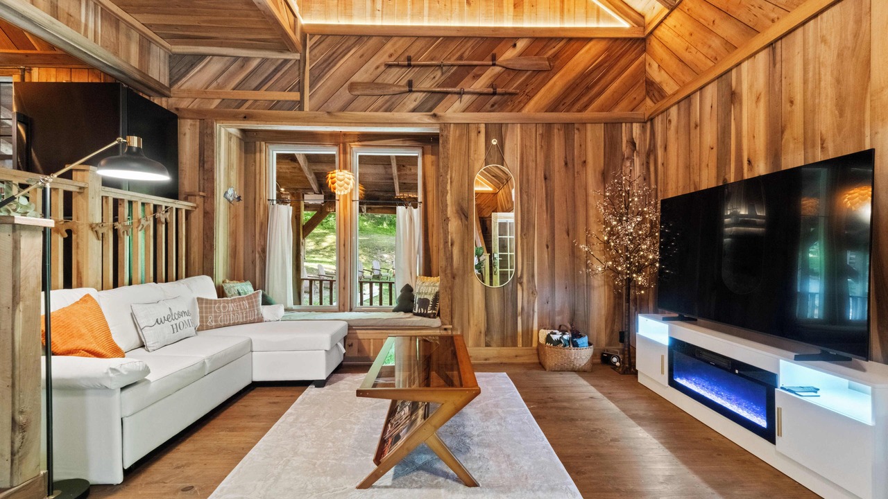 Photo of Livingroom in Ansted