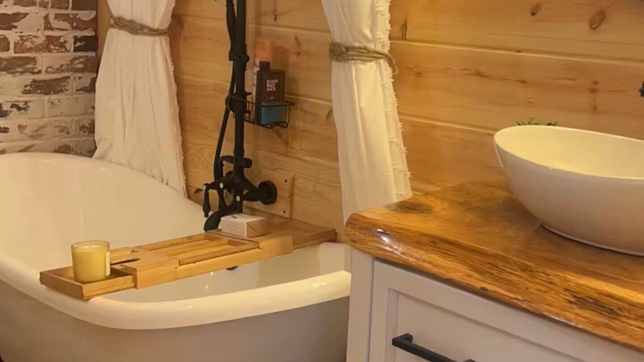 Photo of Bathroom in Soddy-Daisy