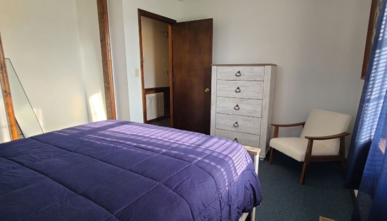 Photo of Bedroom in Rains