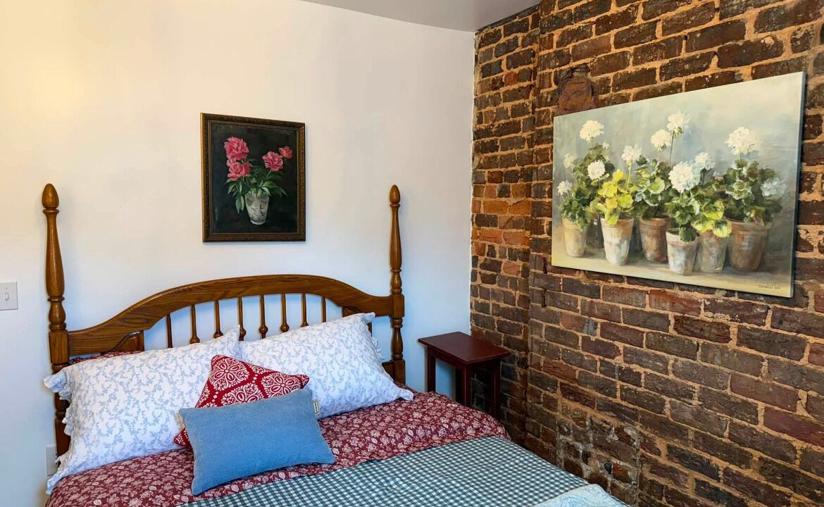 Photo of Bedroom in Jonesborough