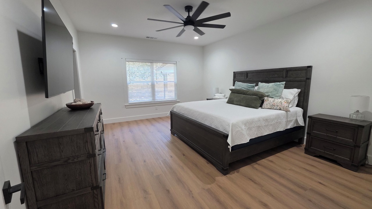 Photo of Bedroom in Dacula