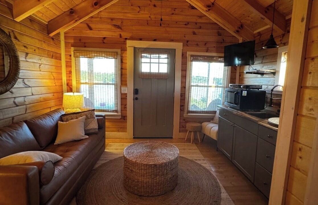 Photo of Livingroom in Bean Station