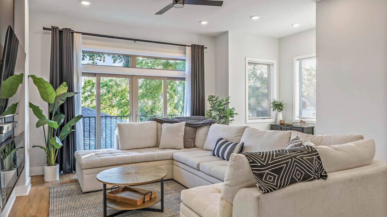 Photo of Livingroom in East Nashville