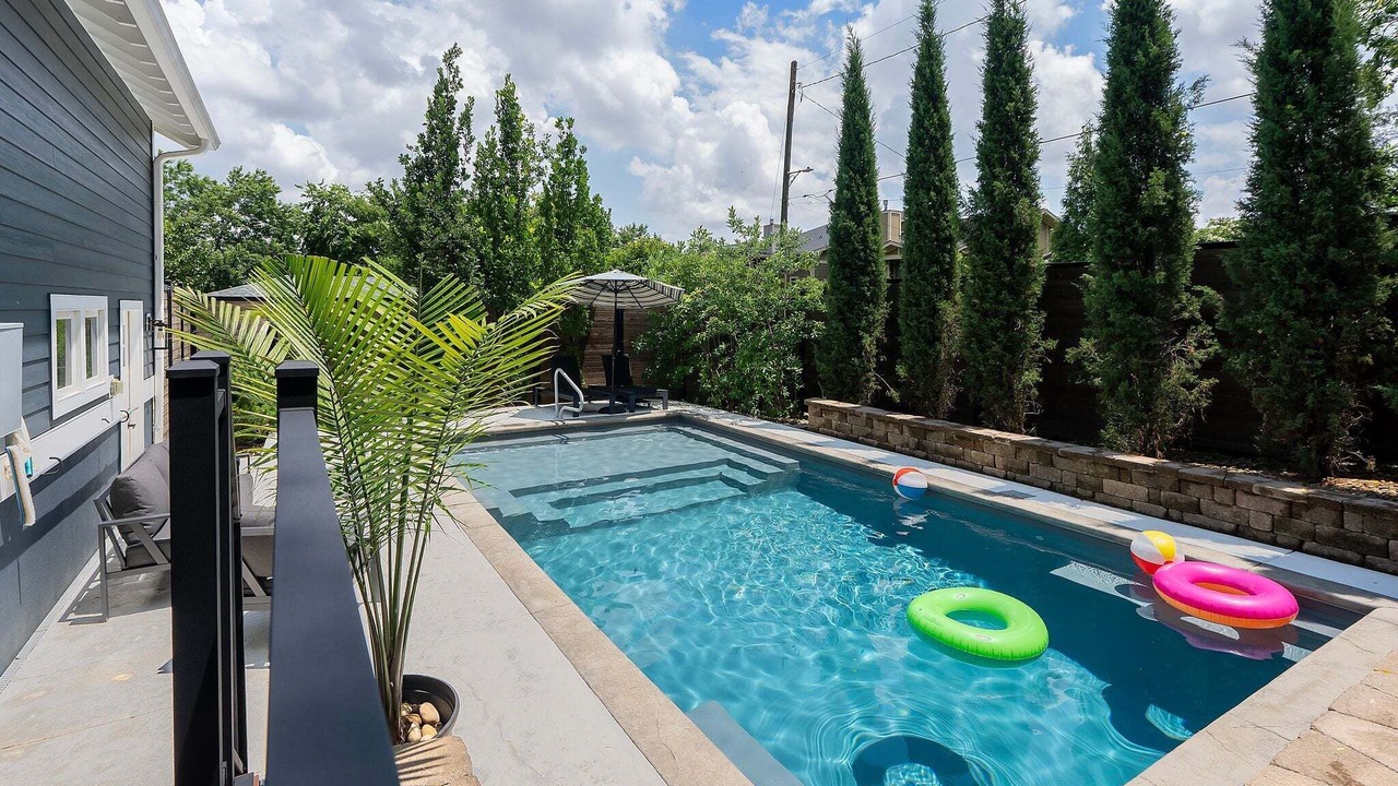 Photo of Outdoor in Belmont - Hillsboro