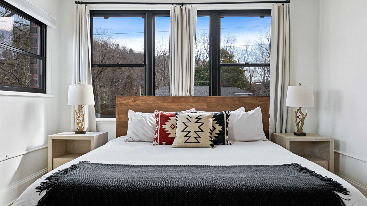 Photo of Bedroom in Charlotte Street