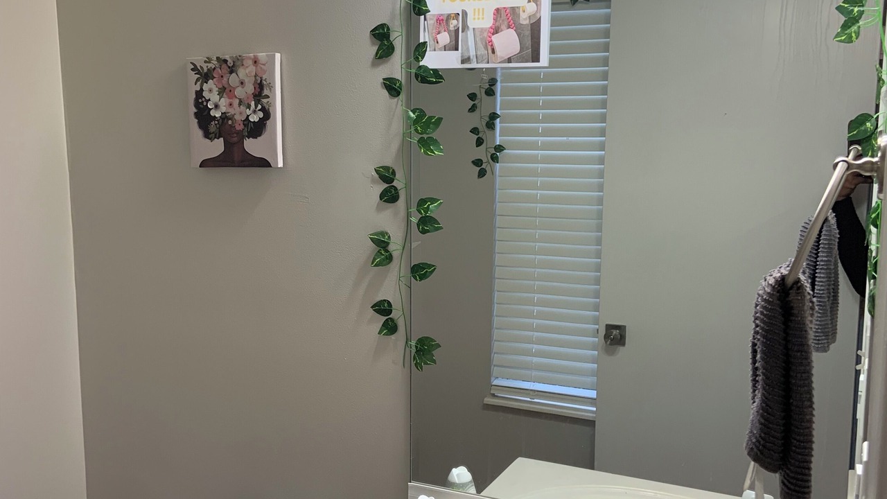 Photo of Bathroom in Canal Winchester