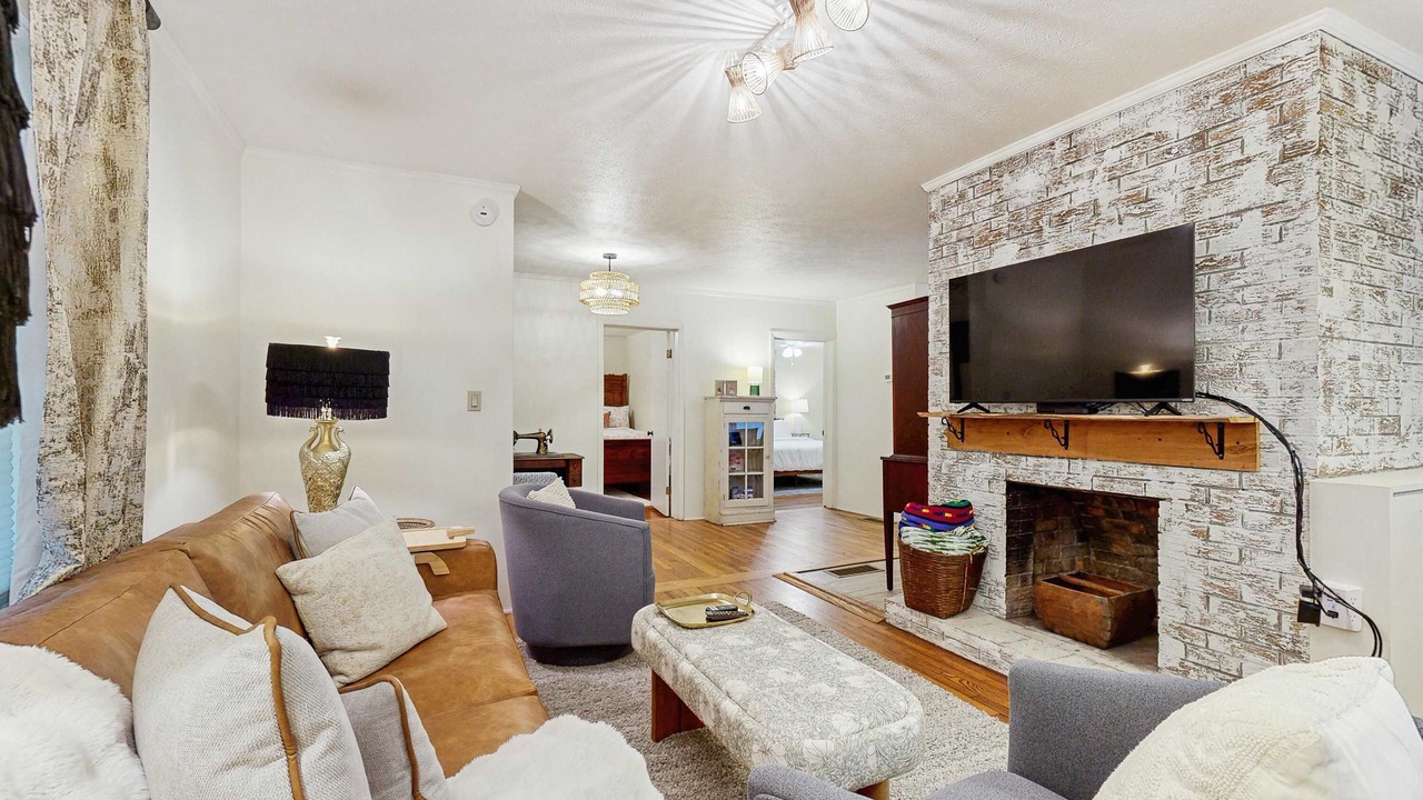 Photo of Livingroom in Horse Shoe