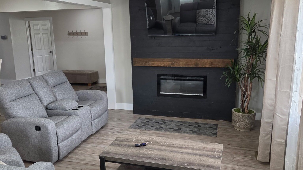 Photo of Livingroom in Mount Vernon
