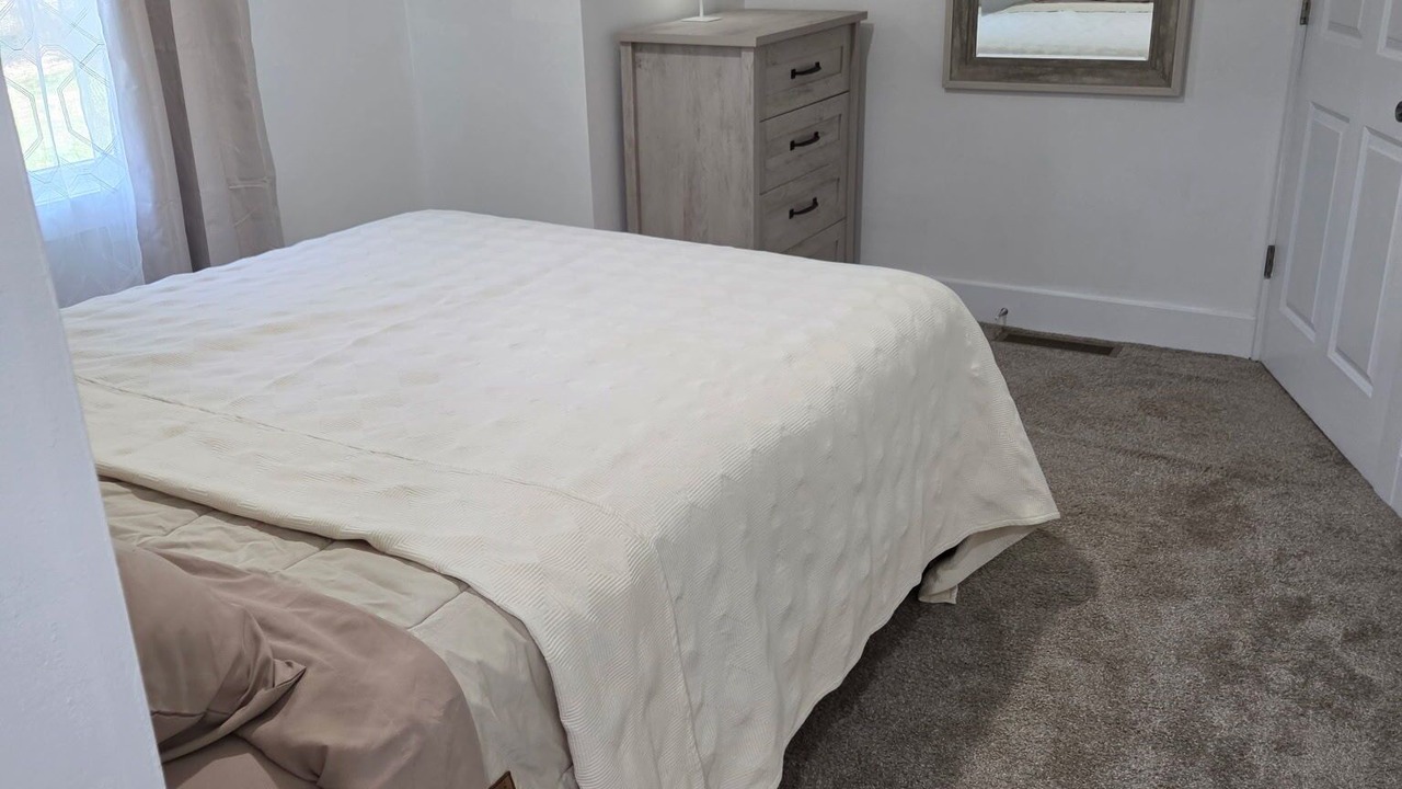 Photo of Bedroom in Mount Vernon