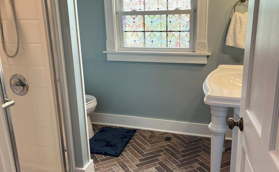 Photo of Bathroom in Greenup