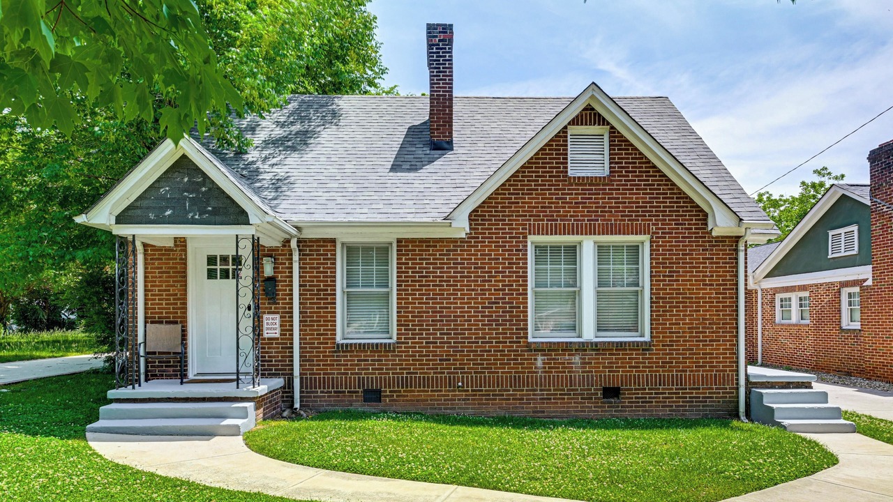 Photo of Outdoor in Wesley Heights