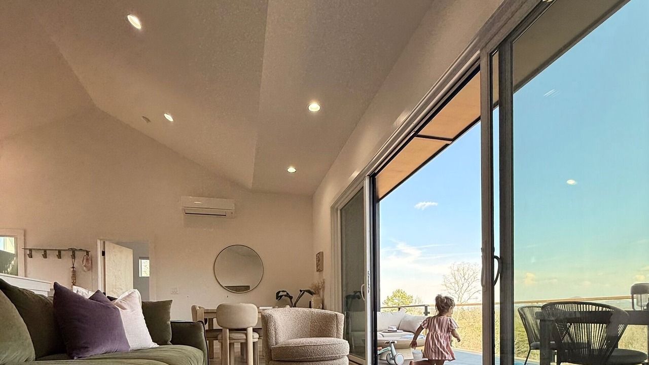 Photo of Livingroom in Young Harris