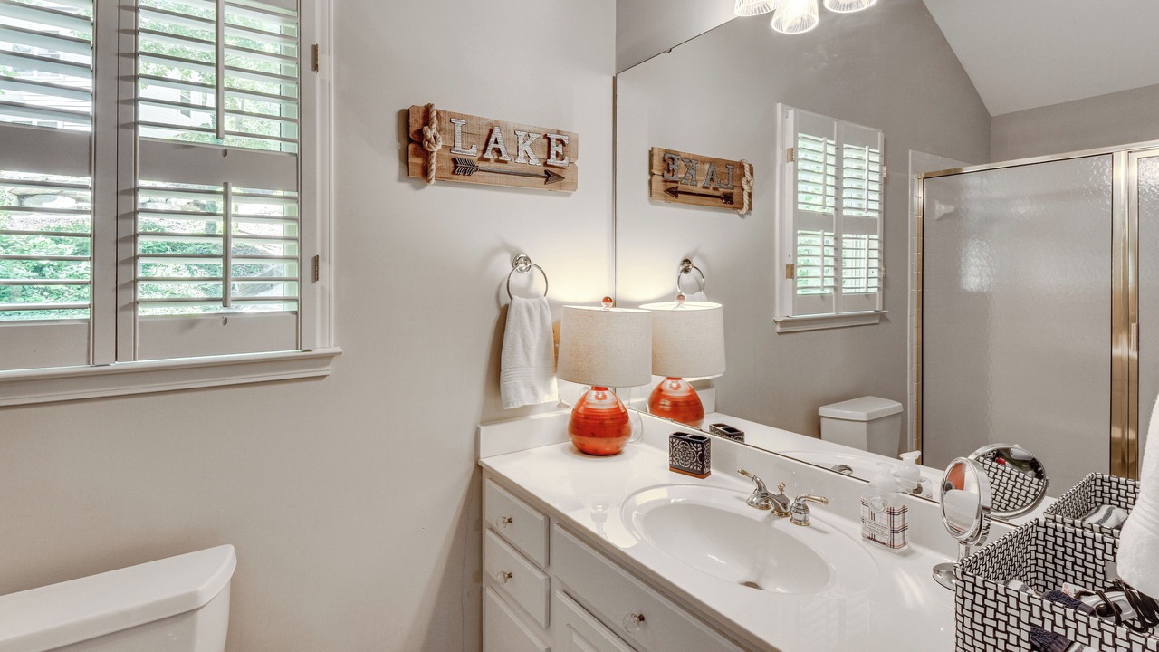 Photo of Bathroom in Six Mile