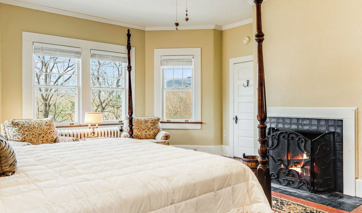 Photo of Bedroom in Waynesville