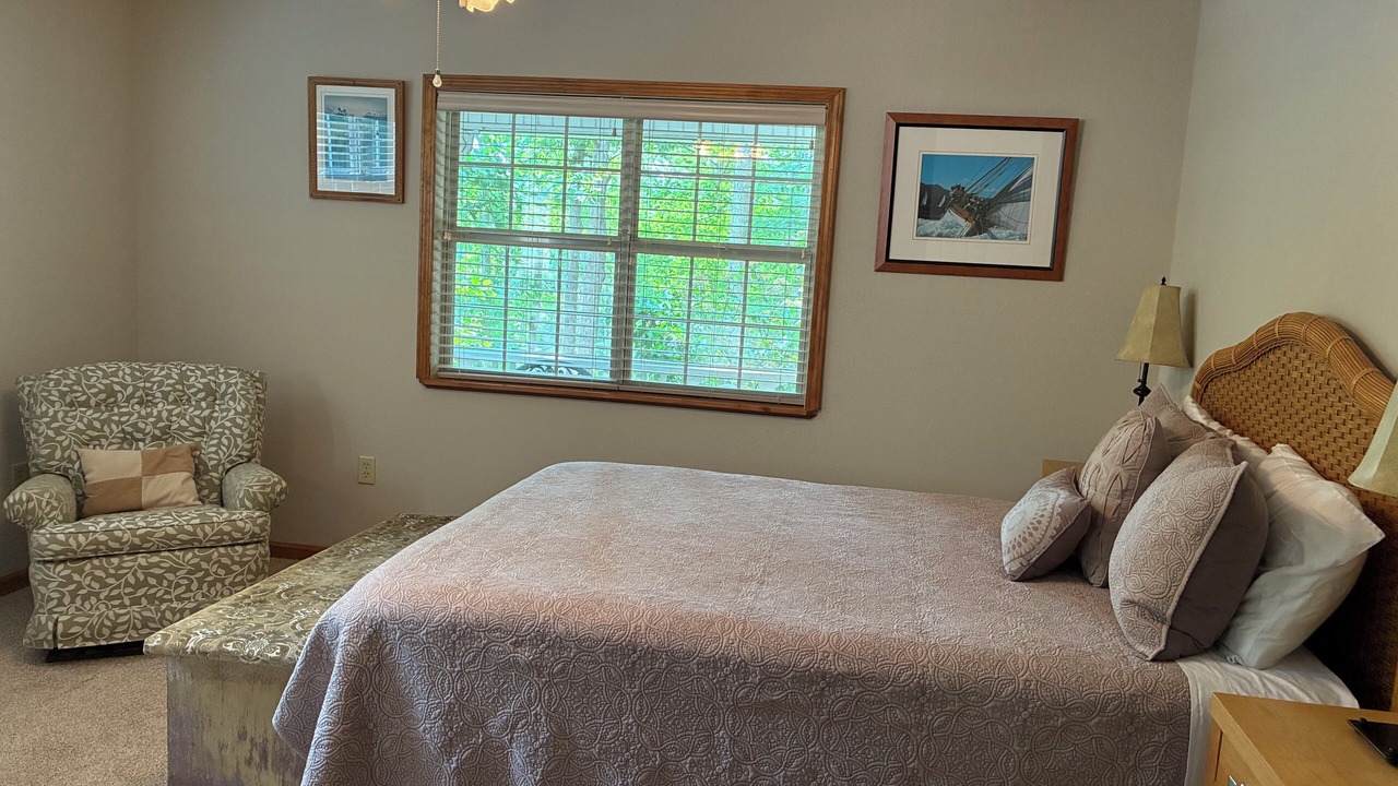 Photo of Bedroom in Young Harris