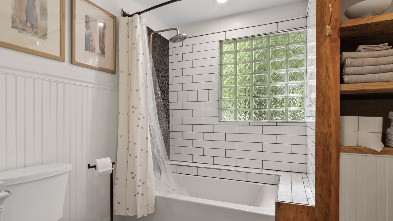 Photo of Bathroom in Burnsville