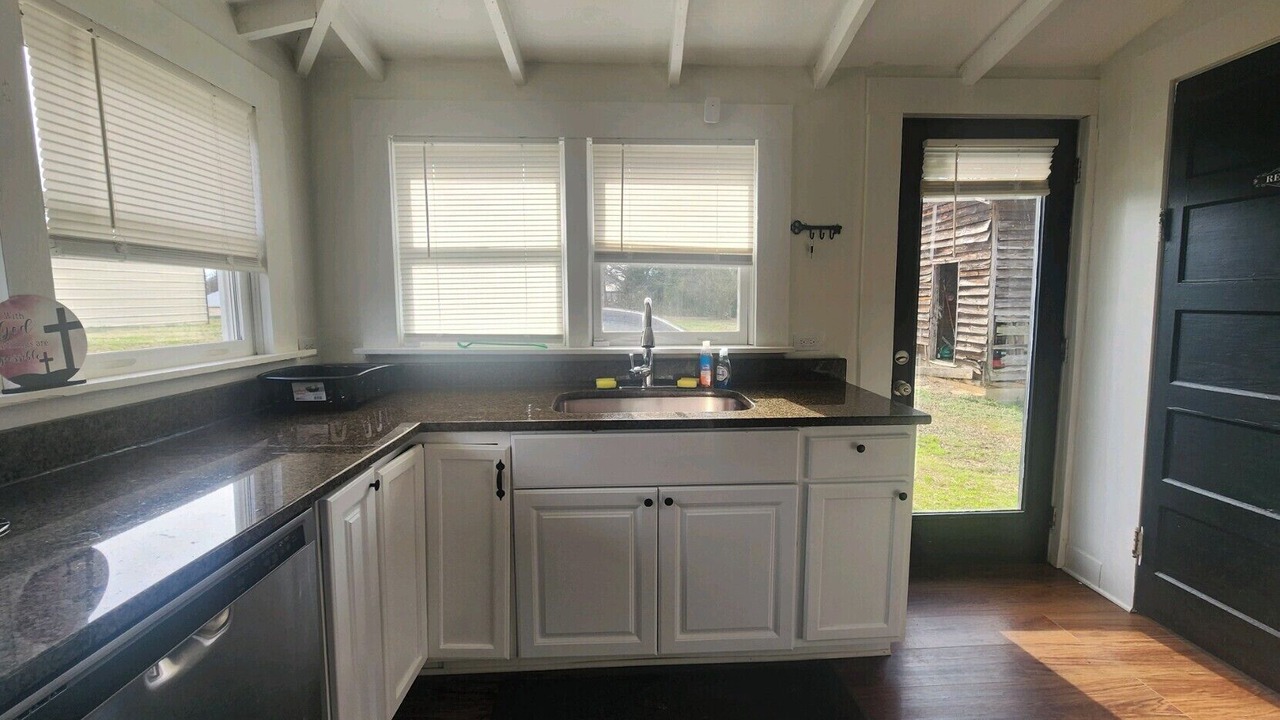 Photo of Kitchen in Toccoa