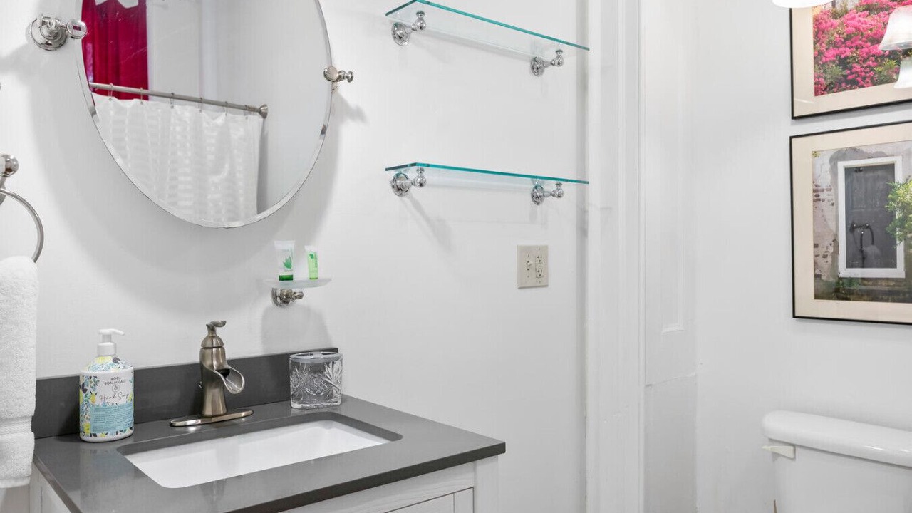 Photo of Bathroom in Royal Pines