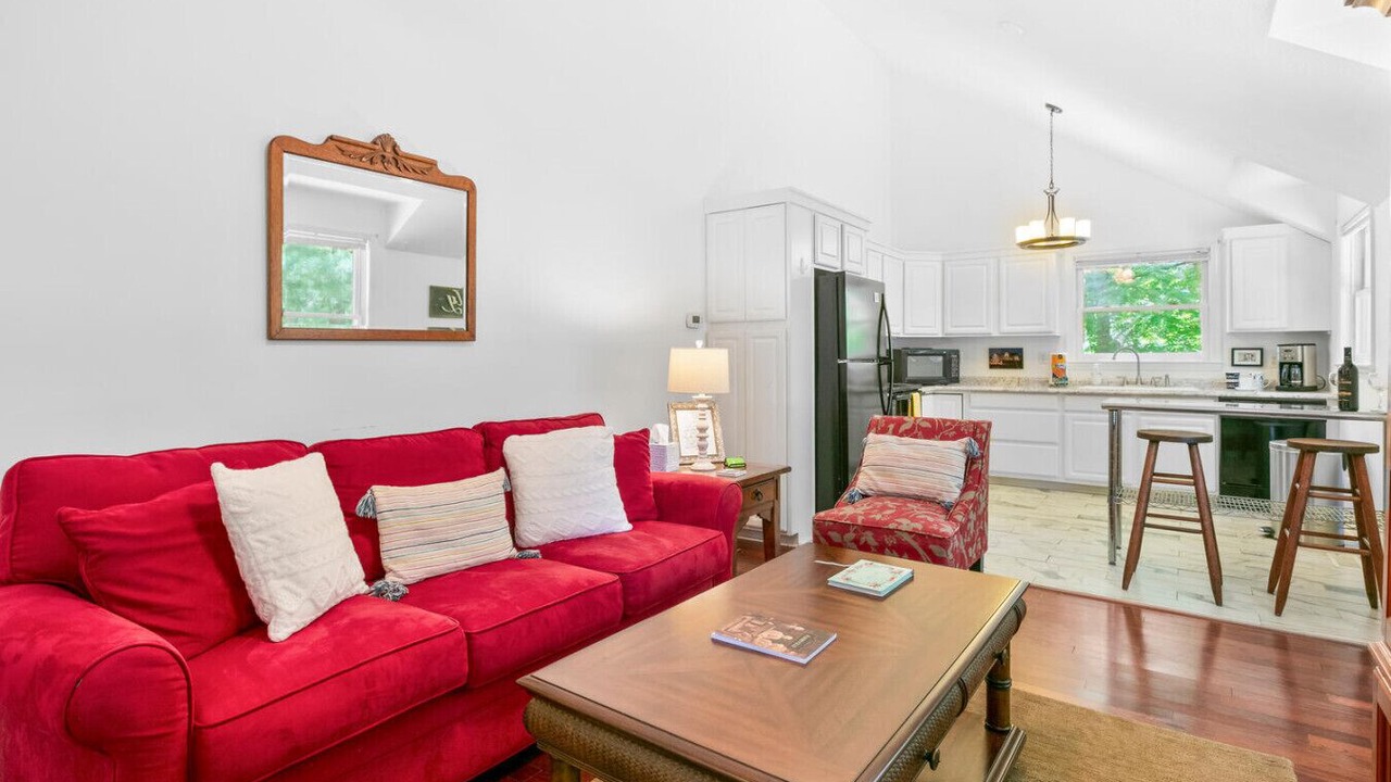 Photo of Bedroom in Royal Pines