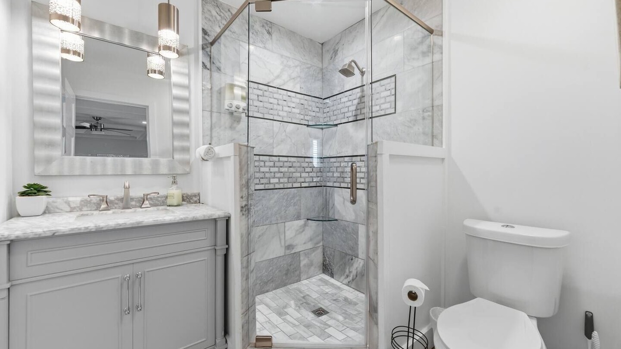 Photo of Bathroom in North Buckhead