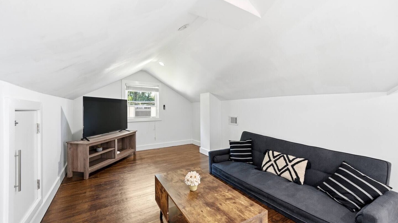 Photo of Livingroom in North Buckhead