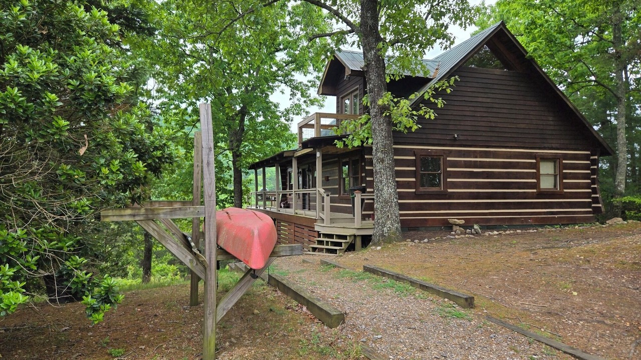 Photo of Others in Tellico Plains