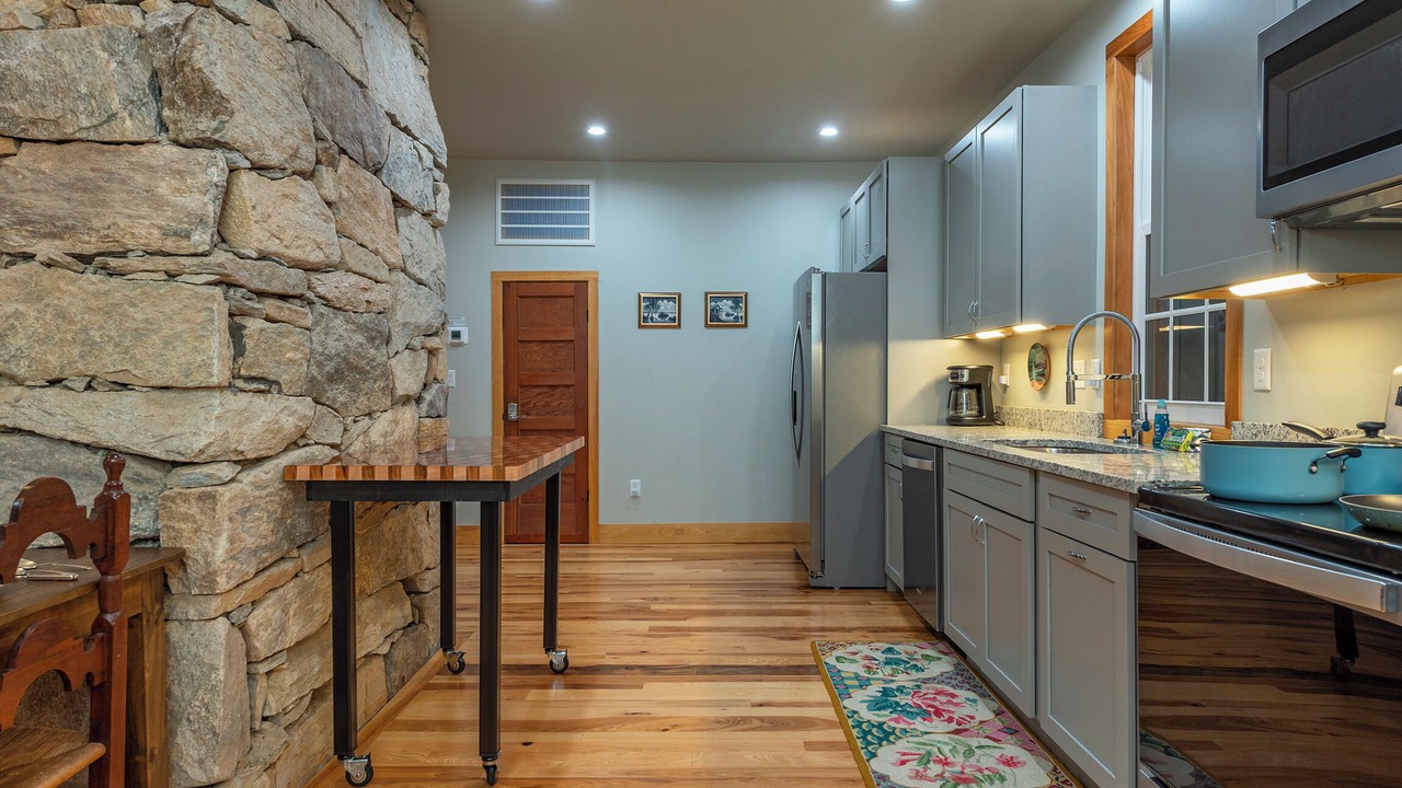 Photo of Kitchen in Skyland