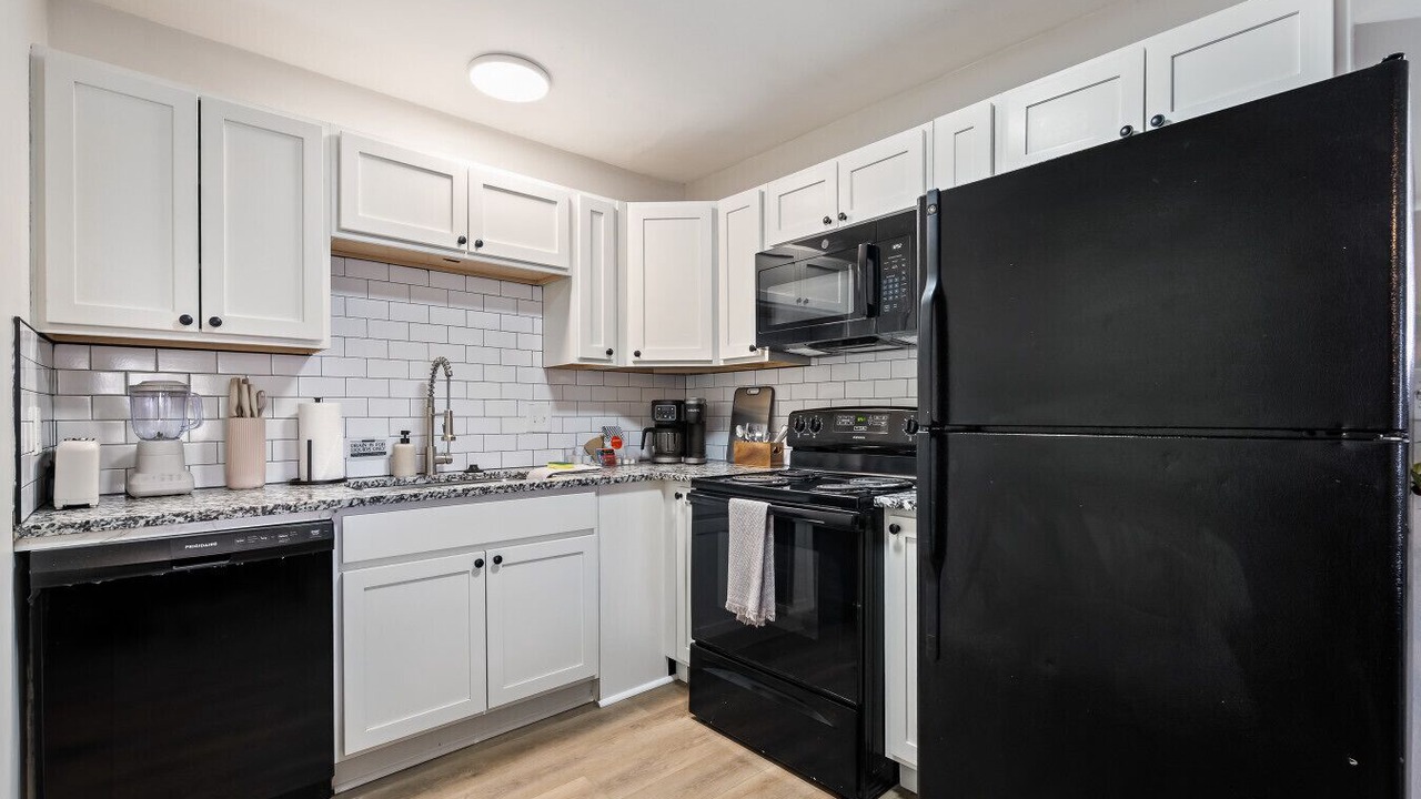 Photo of Kitchen in Grove City