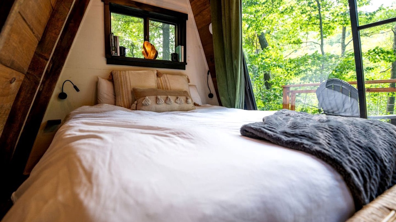 Photo of Bedroom in Elk Garden