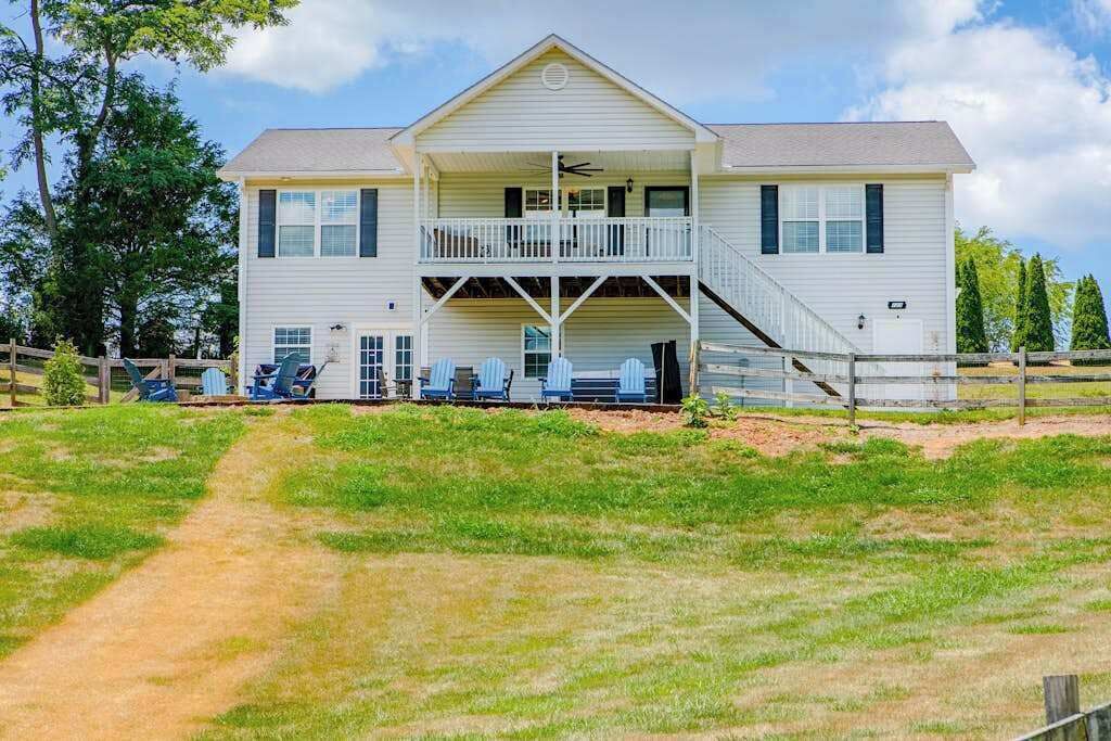 Photo of Outdoor in Weaverville